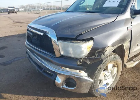 2012 Toyota Tundra Grade 5.7L V8 from USA, damaged, VIN 5TFUW5F15CX259804